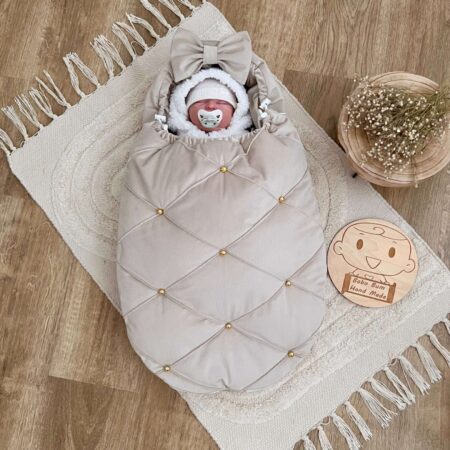 Śpiworek do gondoli pikowany VELVET beż + złote guziki + kokarda