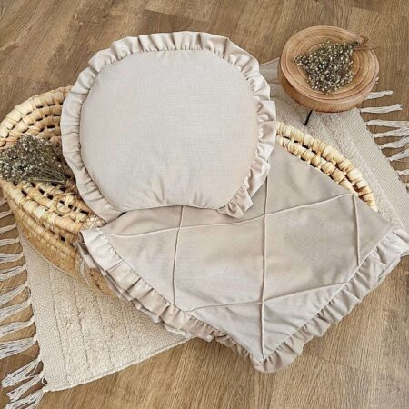 Miękki kocyk dla niemowląt w pastelowym odcieniu, idealny na spacery i do łóżeczka.