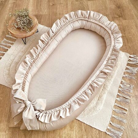 Kokon niemowlęcy z kolekcji SWEET BABY + VELVET beż