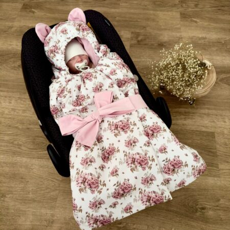 Kołderka do auta. Kolekcja OLD ROSES + VELVET róż