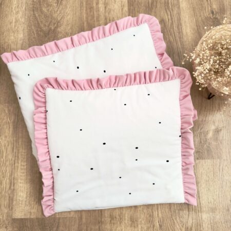 Poszewka z kolekcji NIEREGULARNE KROPKI + VELVET róż