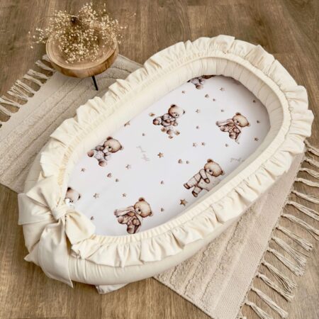 Kokon niemowlęcy z kolekcji ŚPIĄCE MISIE + VELVET krem