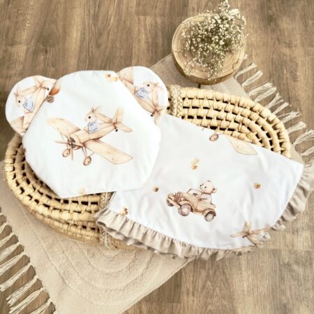 Miękki kocyk dla niemowląt w pastelowym odcieniu, idealny na spacery i do łóżeczka.