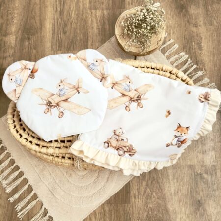 Miękki kocyk dla niemowląt w pastelowym odcieniu, idealny na spacery i do łóżeczka.