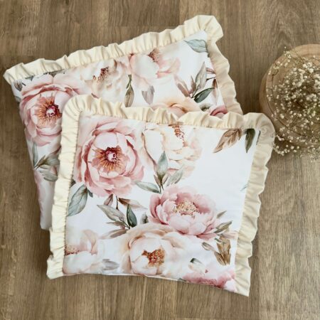 Poszewka z kolekcji PASTELOWE PIWONIE + VELVET krem