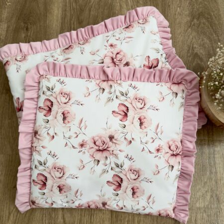 Poszewka z kolekcji KWIATOWY OGRÓD + VELVET róż