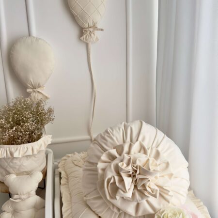 Poduszka okrągła KWIAT VELVET krem