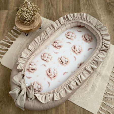 Kokon niemowlęcy z kolekcji ŚPIĄCA KACZUSZKA + VELVET beż