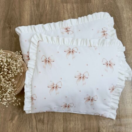 Kołderka + poduszka z wypełnieniem. Kolekcja KOKARDKI + VELVET biały