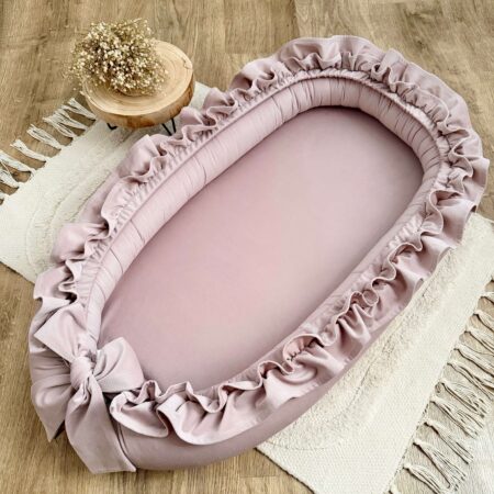 Kokon niemowlęcy z kolekcji SWEET BABY + VELVET brudny róż