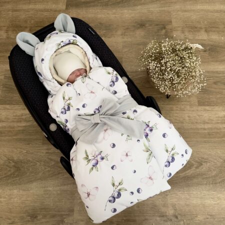 Kołderka do auta. Kolekcja JAGODY + VELVET szary