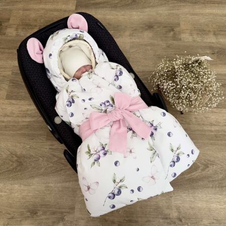 Kołderka do auta. Kolekcja JAGODY + VELVET róż