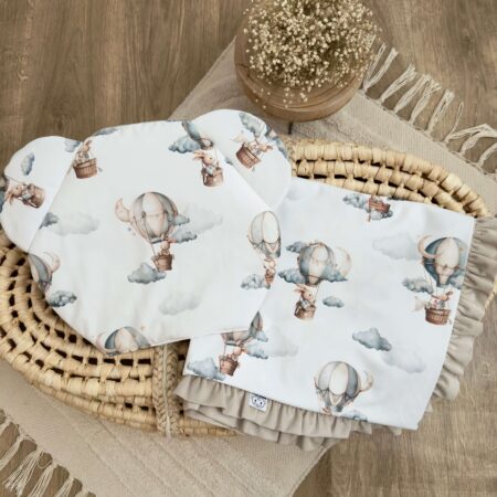 Kocyk + poduszka. Kolekcja BALONOWA PRZYGODA + VELVET beż