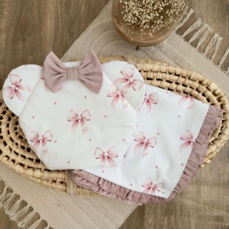 Kocyk + poduszka. Kolekcja KOKARDKI + VELVET brudny róż